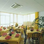 Capitol 2* 佩萨罗