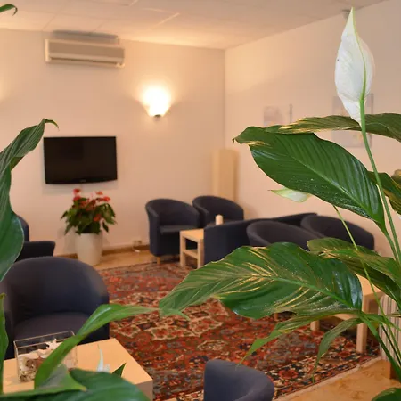 Capitol 2* 佩萨罗