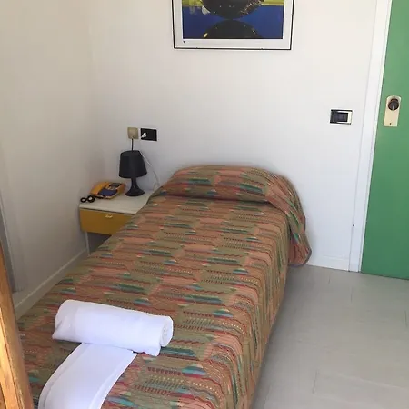 Capitol 2* 佩萨罗